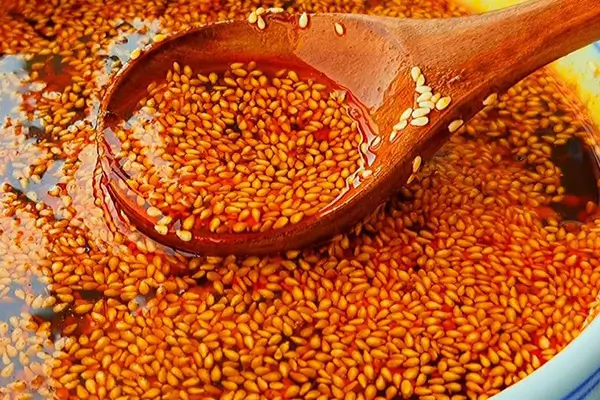 مصرف خاکشیر با آب گرم یا آب سرد؟