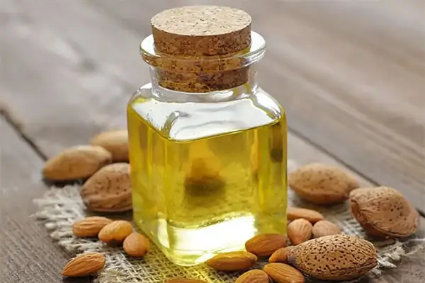 فواید احتمالی روغن بادام تلخ برای ناحیه تناسلی مردان